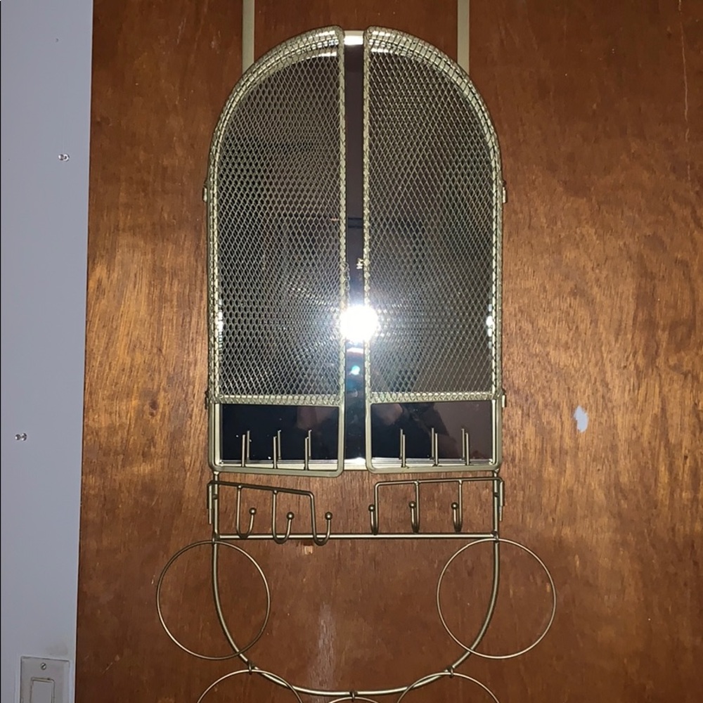 Over the door jewelry storage